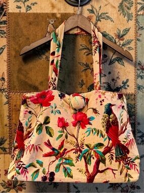 🔮Old Travelers Boho Velvet Carpet Bag🪎
